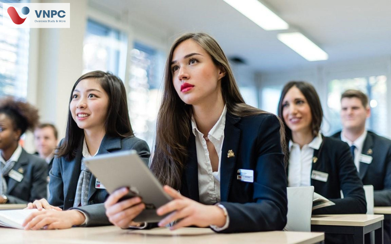 Góc khuất nghề nghiệp KINH88 là thế giới cá cược hàng đầu tại Việt Nam khách sạn